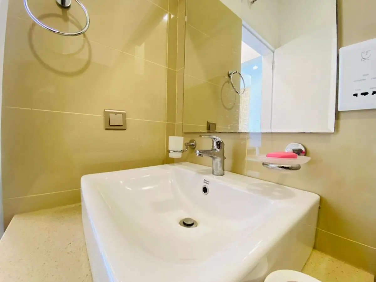 Ocean Breeze - Udaya Luxury Apartments Negombo 0*,  Sri Lanka