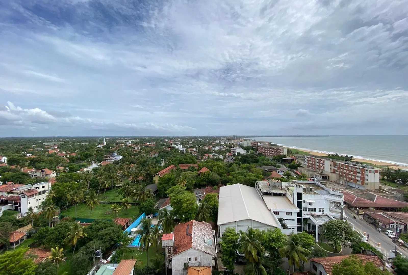 Ocean Breeze - Udaya Luxury Apartments Negombo